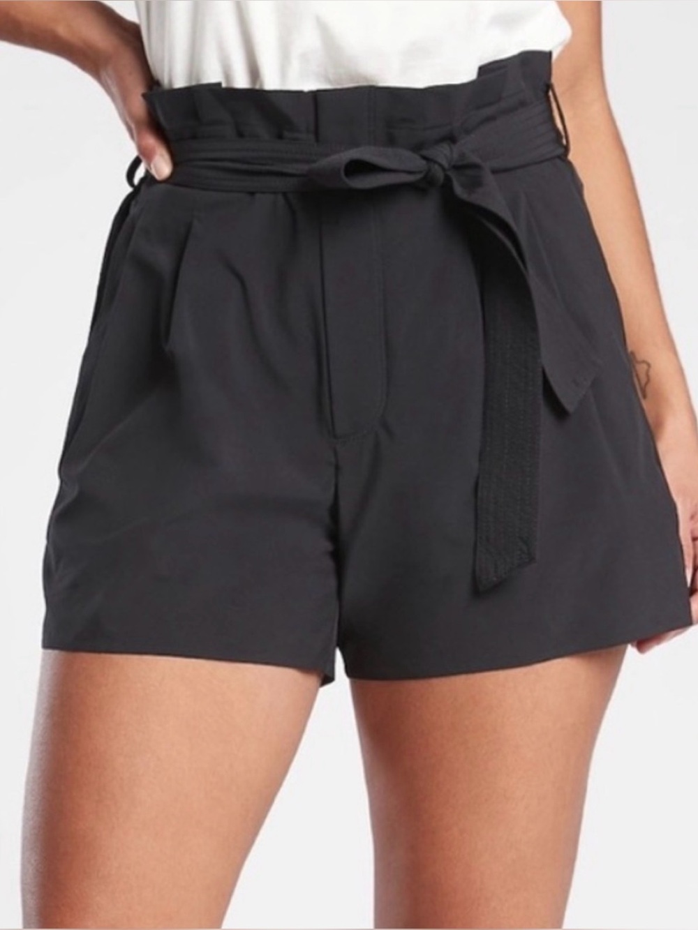 Athleta Skyline Shorts 4” Inseam Black Paper Bag Waist Tie Belt